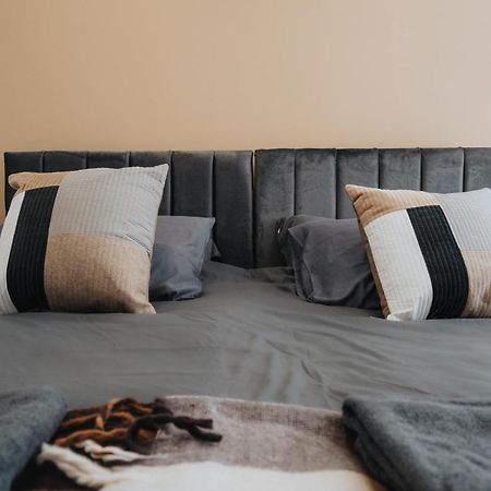 Cosy Central Apartment - Free Nearby Parking Liverpool Eksteriør bilde