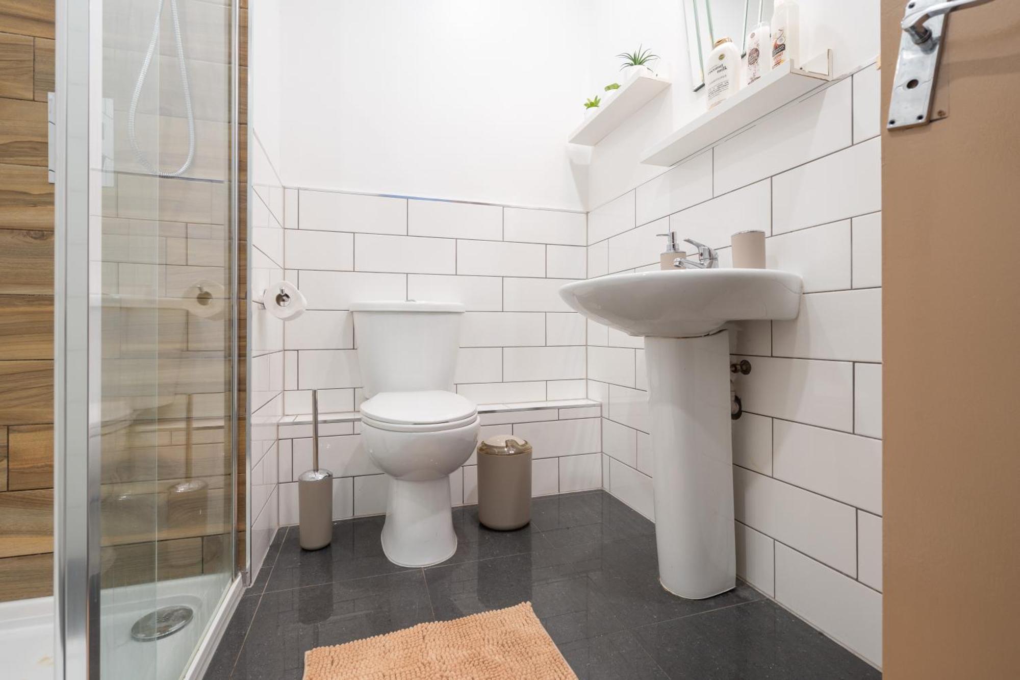 Cosy Central Apartment - Free Nearby Parking Liverpool Eksteriør bilde